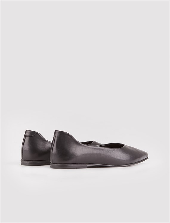 Women Black Genuine Leather Point Toe Flat Shoes